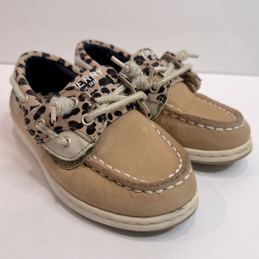Used Toddler Sperry loafers sz.9